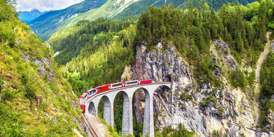 Glacier Express & St Moritz